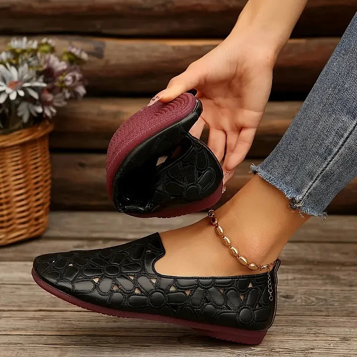 HendrixMode™ Oxford | Ballerina’s met Bloemuitsnijding en Orthopedische Binnenzool
