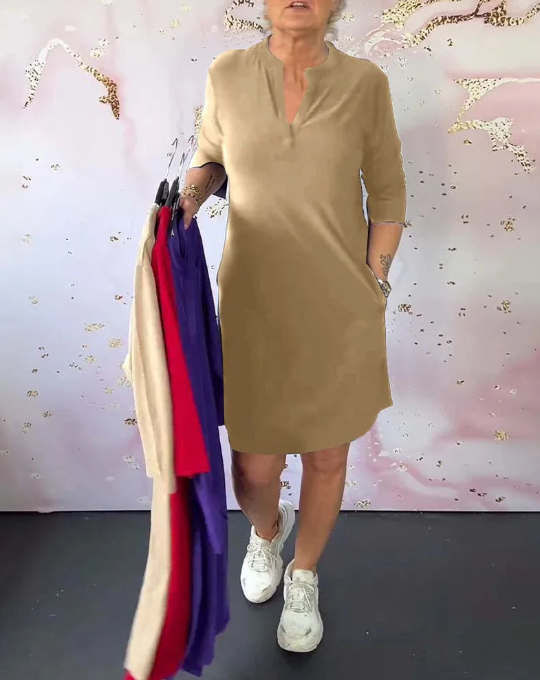 HendrixMode™ Hanneke | Eenvoudige V-hals Jurk