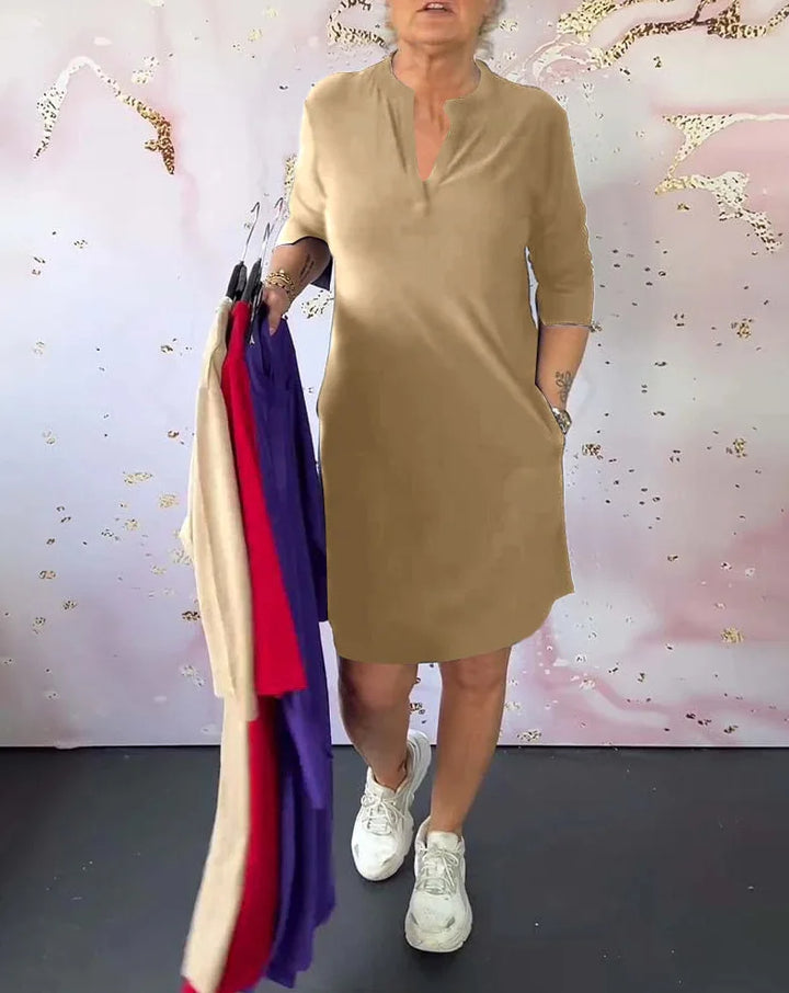 HendrixMode™ Hanneke | Eenvoudige V-hals Jurk